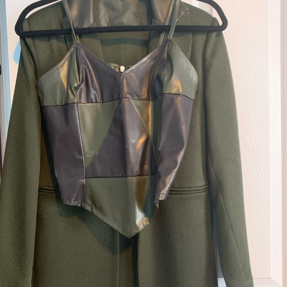 3 pieces suite - Picture 2 of 6